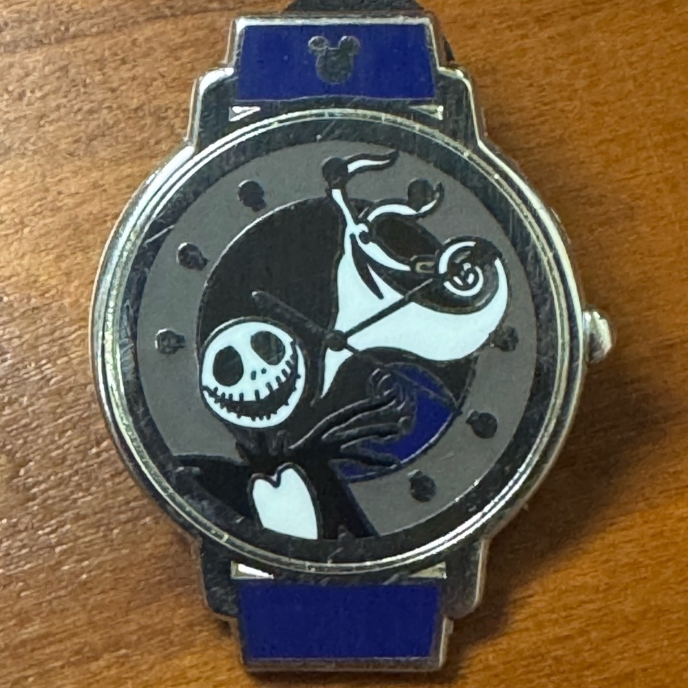 5/$25 Disney Hidden Mickey 2019 Watches Nightmare Jack‎ Skellington Pin